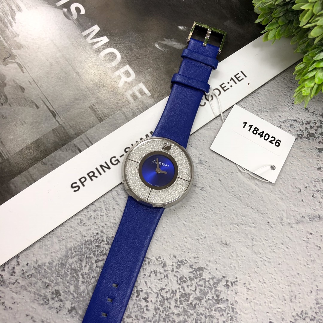 SWA1184026 正品手表渠道货，全套专柜包装，带盖章保卡，防伪卡，支持专柜验货，实物拍摄；施华洛世奇品牌特