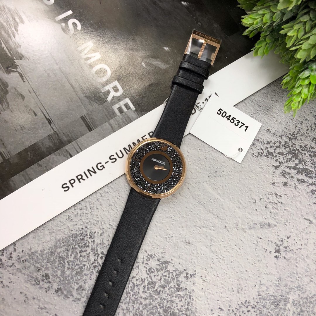 SWA5045371 正品手表渠道货，全套专柜包装，带盖章保卡，防伪卡，支持专柜验货，实物拍摄；施华洛世奇品牌特