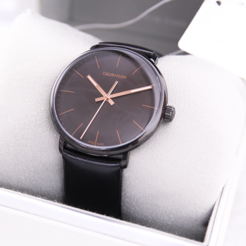 CK-15 Ck男士腕表，秉承Ck简约风格 上手大气质量极佳；尺寸：40mm；作为时尚界的知名品牌 我