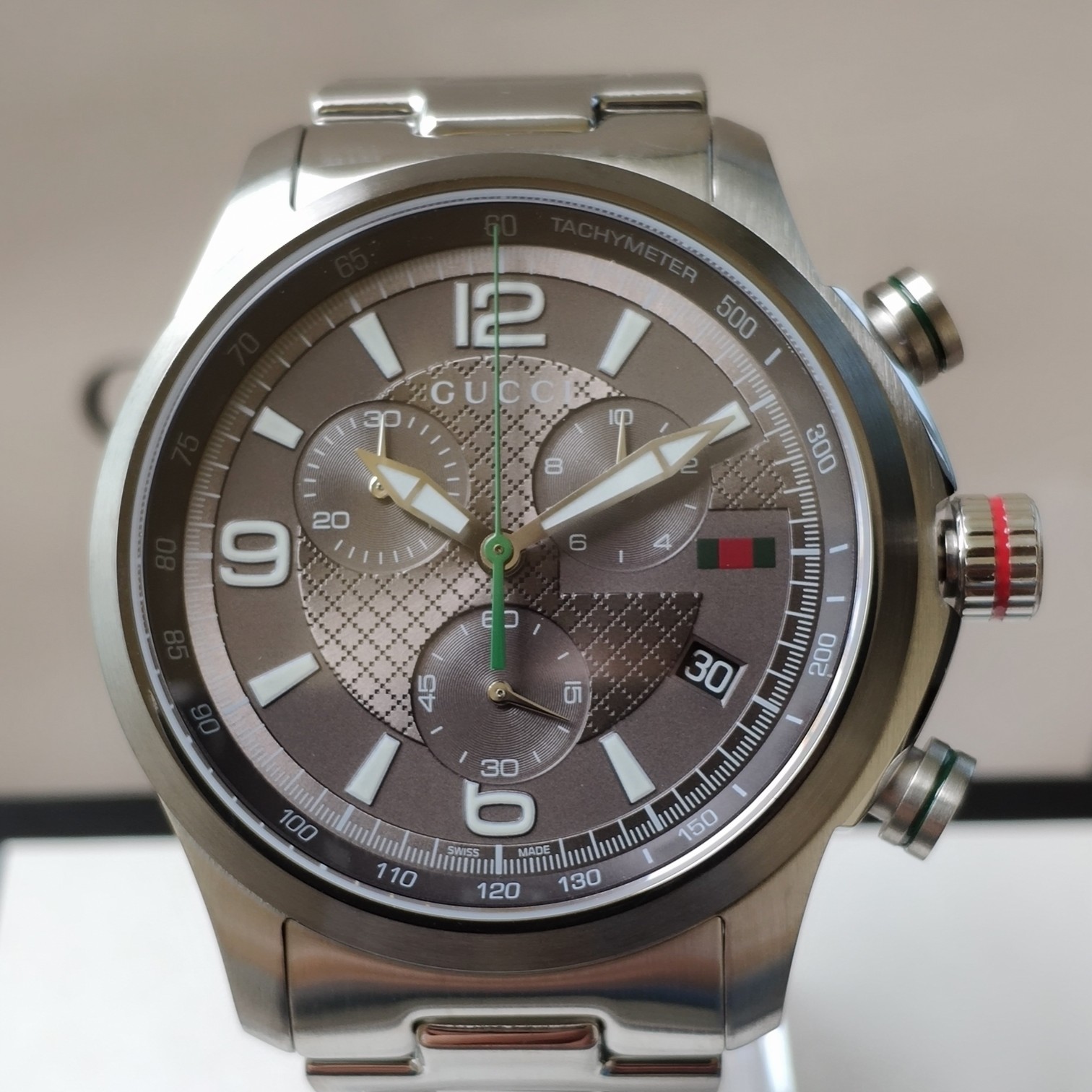 GC52 Gucci古驰原厂小蜜蜂六针石英男表，43mm，原装瑞士机芯，蓝宝石玻璃，316L精钢带，