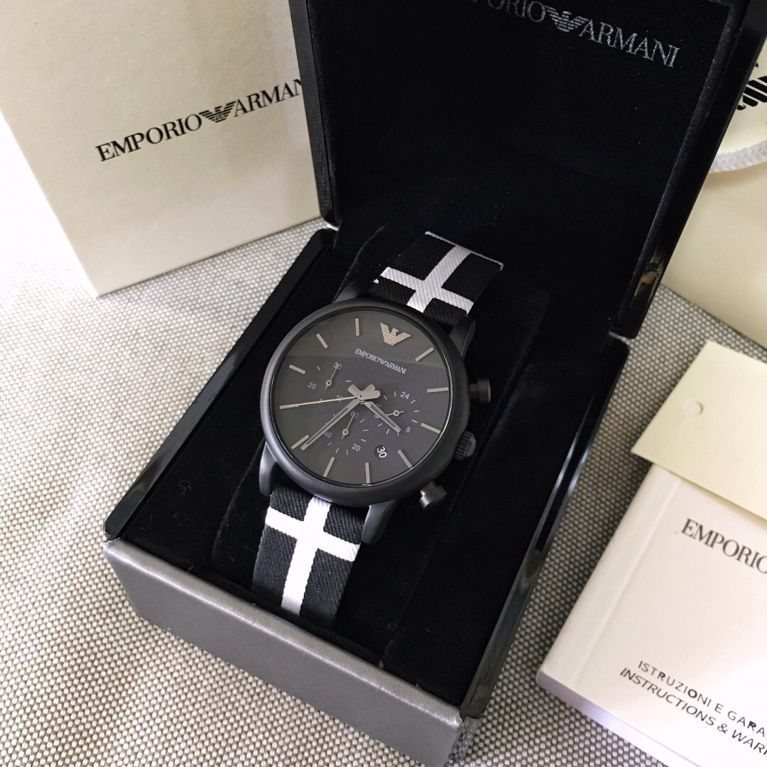 AR1860 ARMANI 阿玛尼正品手表，全套专柜包装，带盖章保卡，防伪卡，支持专柜验货，实物拍摄；无