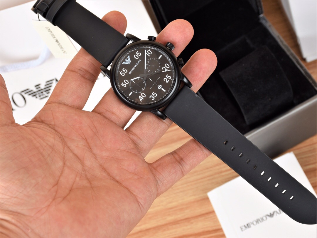 AR11132 ARMANI阿玛尼原单正品，全套包装！款式底盖型号一一对应，支持专柜验货，实物拍摄；手表直