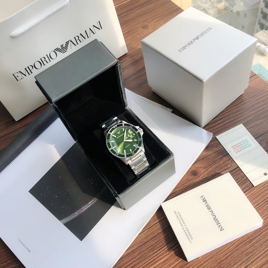 AR11338 (Emporio Armani)阿玛尼2021新款商务休闲欧美简约大气石英钢带男士腕表 A