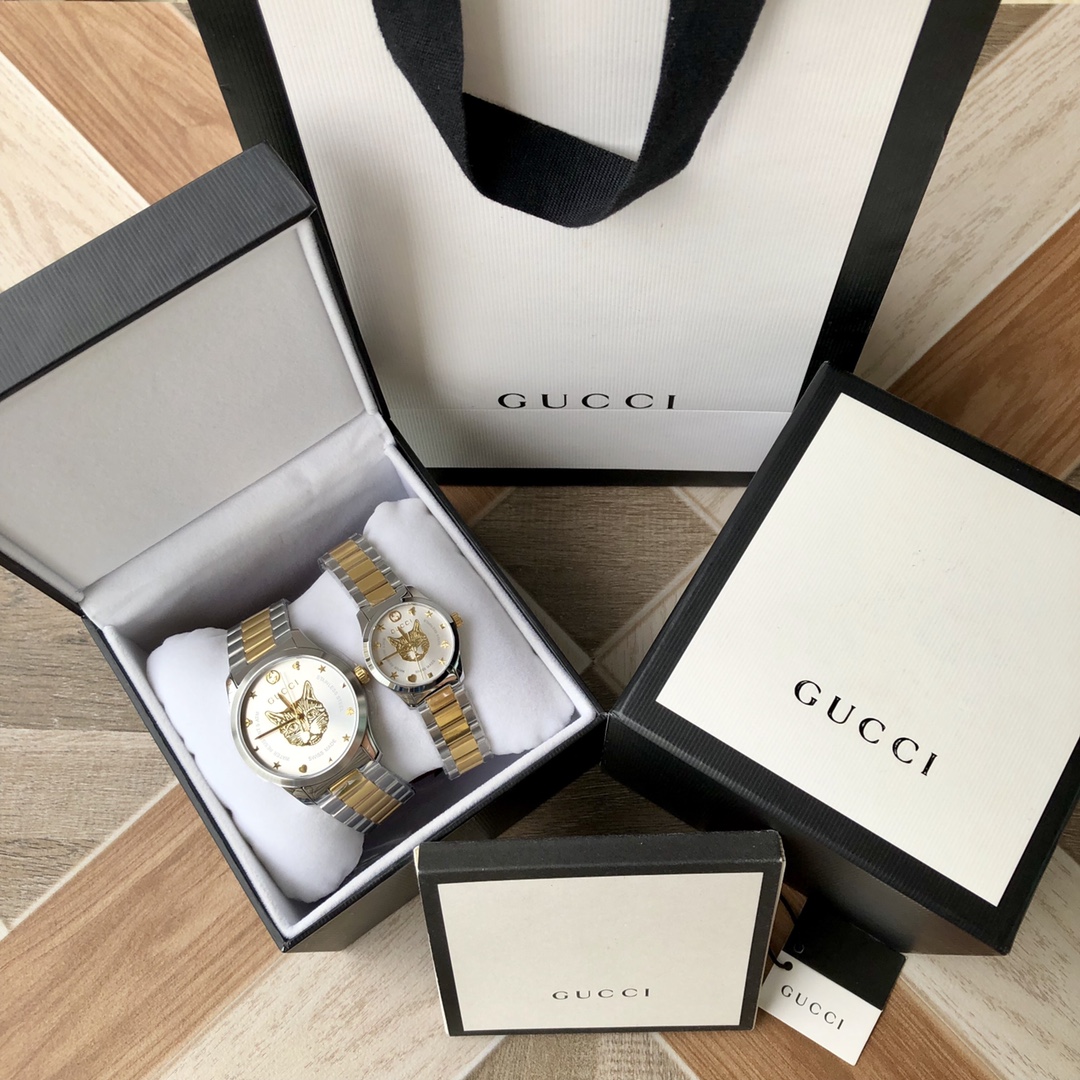 GC55 Gucci专柜最新小蜜蜂系列情侣表。男款~38mm，女款~28mm表径，316L不锈钢薄表