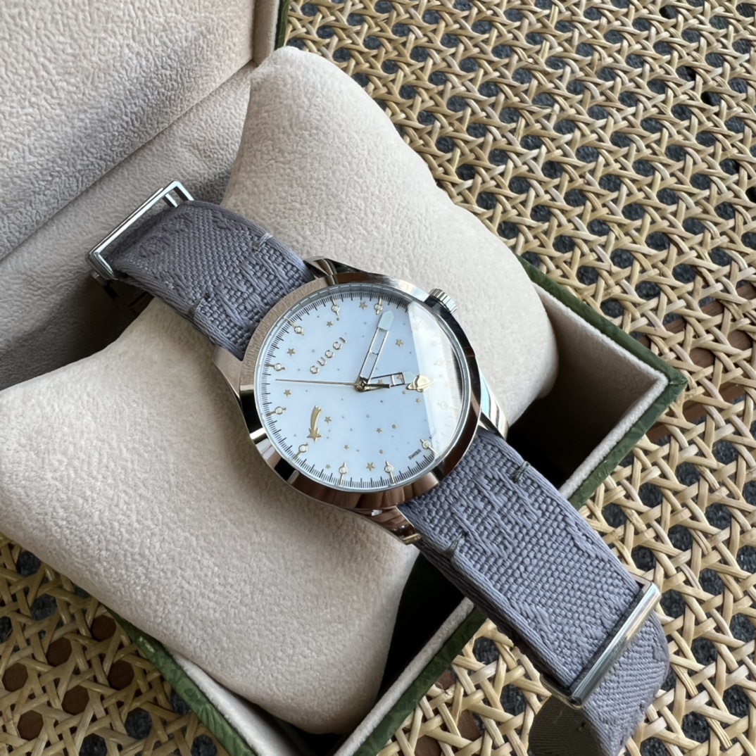GC75 Gucci G-TIMELESS Gucci系列，中性表款，38mm表径，防眩目蓝宝石玻璃